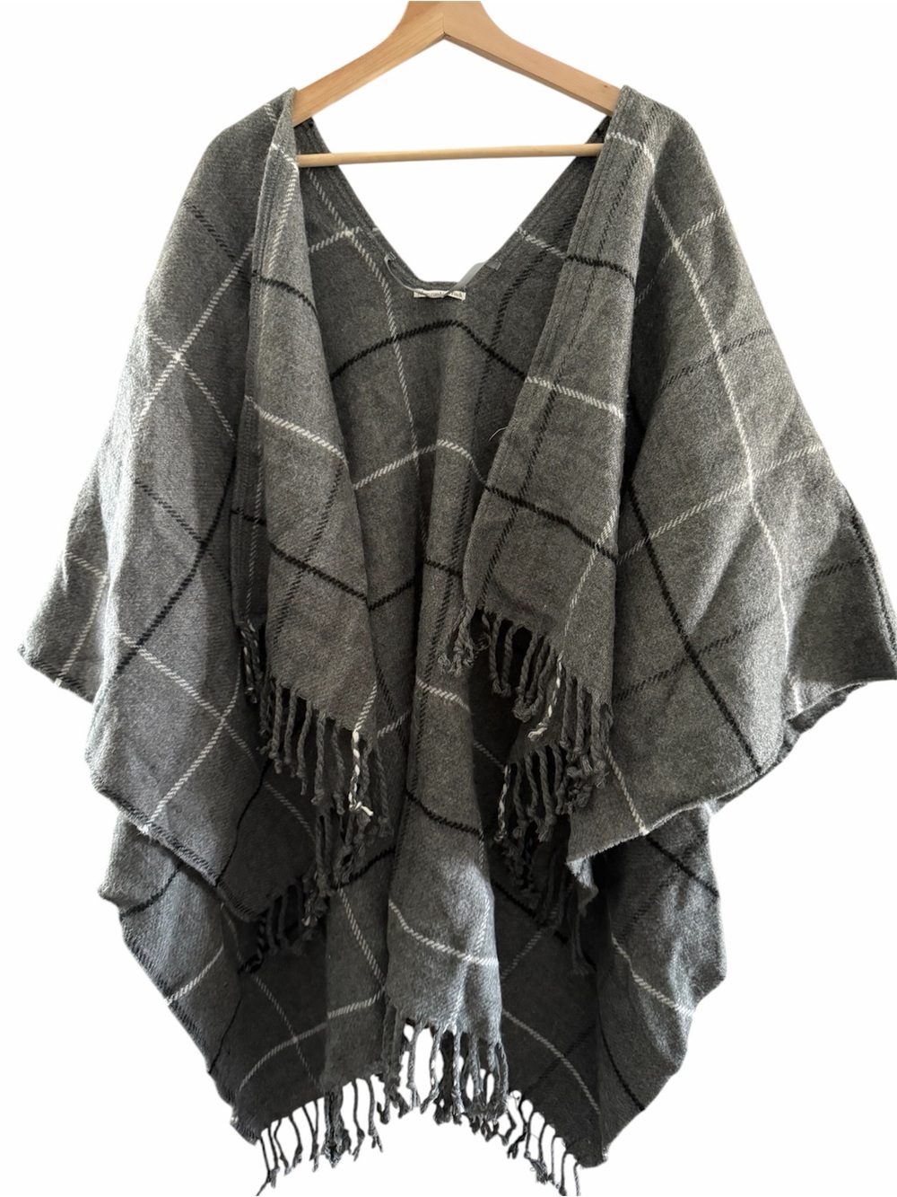 ABERCROMBIE & FITCH FRINGE TRIM BLANKET CAPE